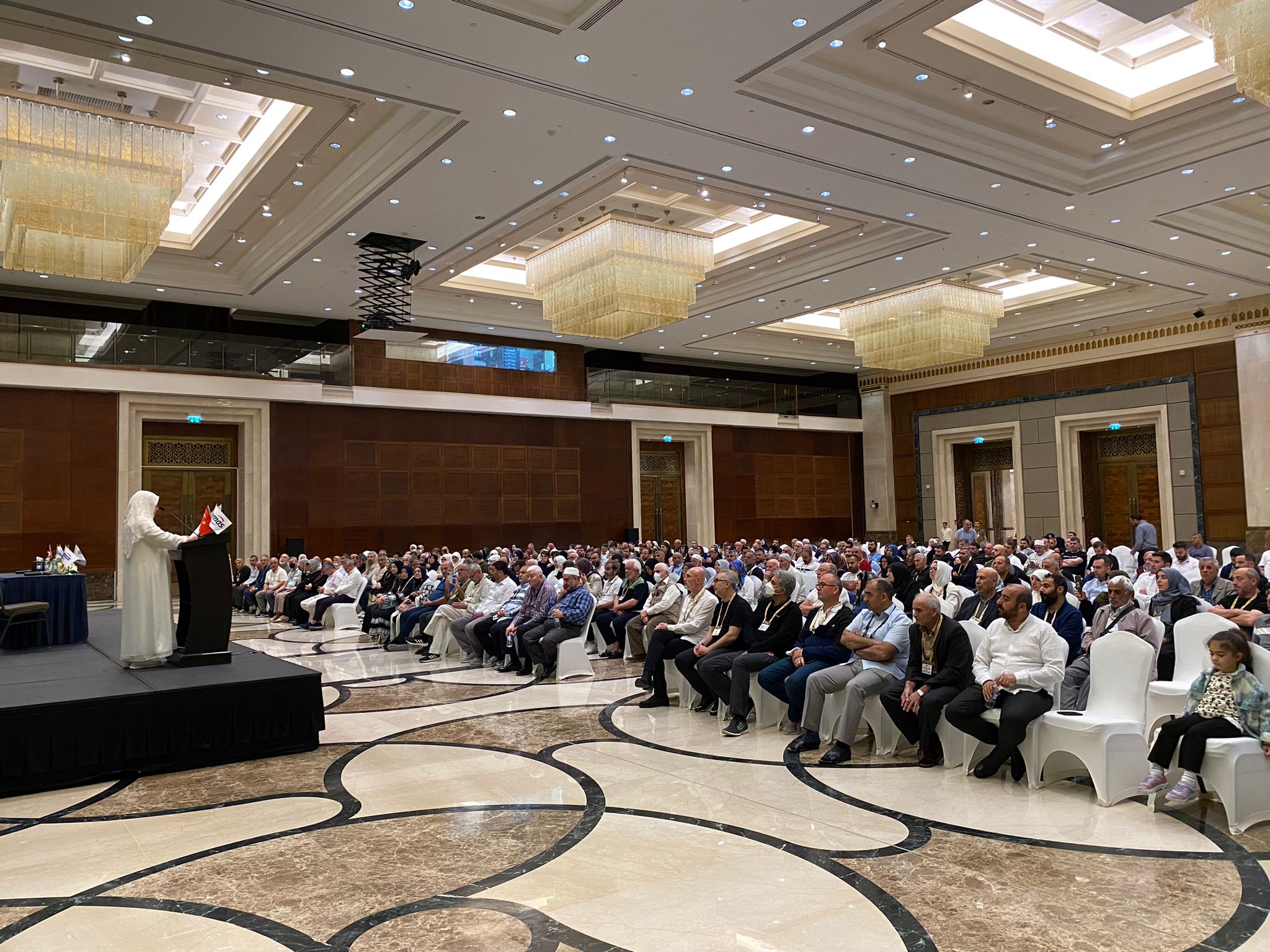 E.C.A., 250’yi aşkın bayisini Medine ve Mekke’de ağırladı.